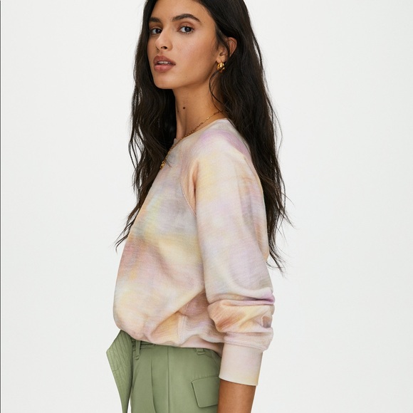 Aritzia Sweaters - Aritzia Little Moon Posey Sweatshirt